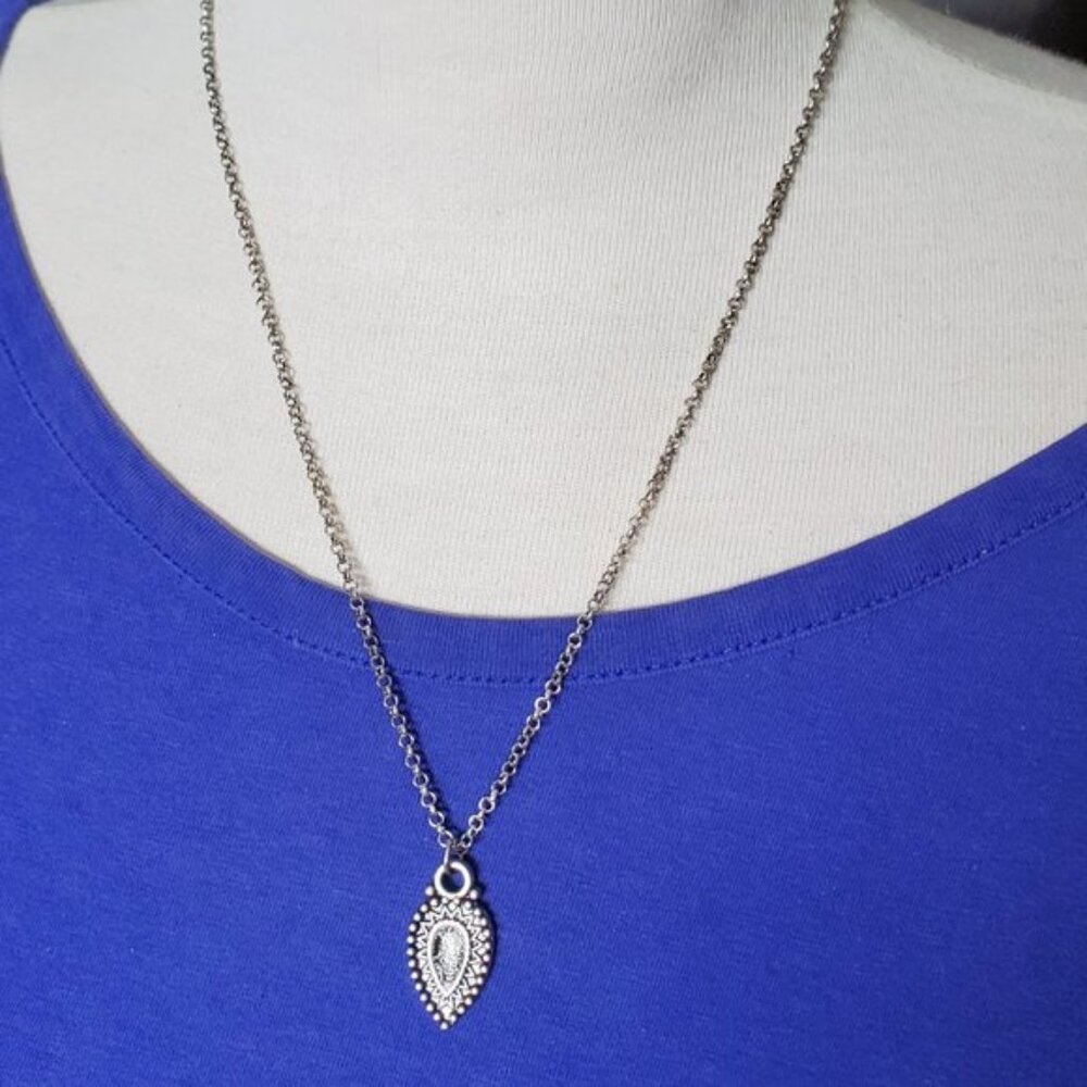 20IN Silver Tone Metal Pendant Necklace Tony Alexander Jewelry Artisan Fashion